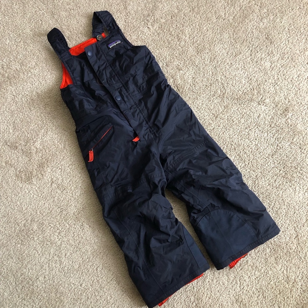 Patagonia snow pants - size 3T
